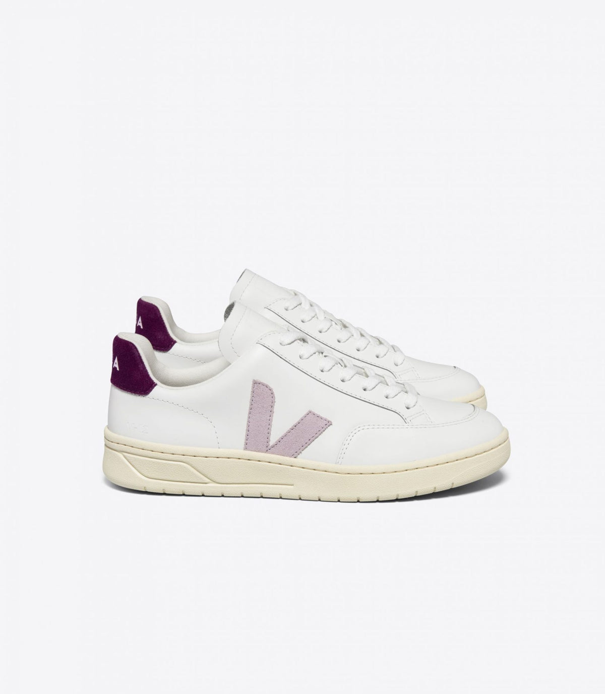 Baskets V-12 Magenta Veja