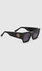 Solaires Indio Monogram Black Anine Bing: lunettes carrées oversized en acétate noir avec monogramme AB doré.